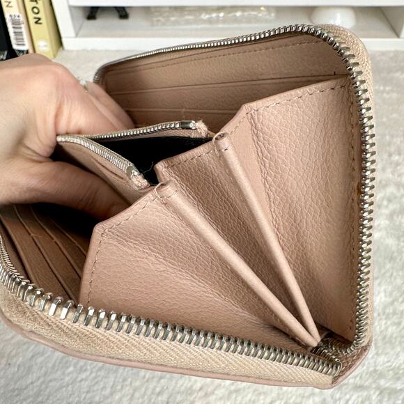 Yves Saint Laurent YSL Zippy Zip Around Wallet light pink soft leather NICE! - Picture 13 of 15